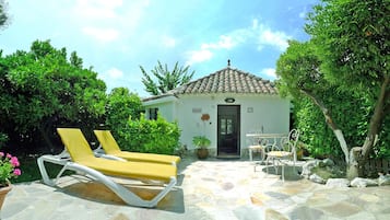 Cottage Romantico, bagno in camera (CDR) | Giardino