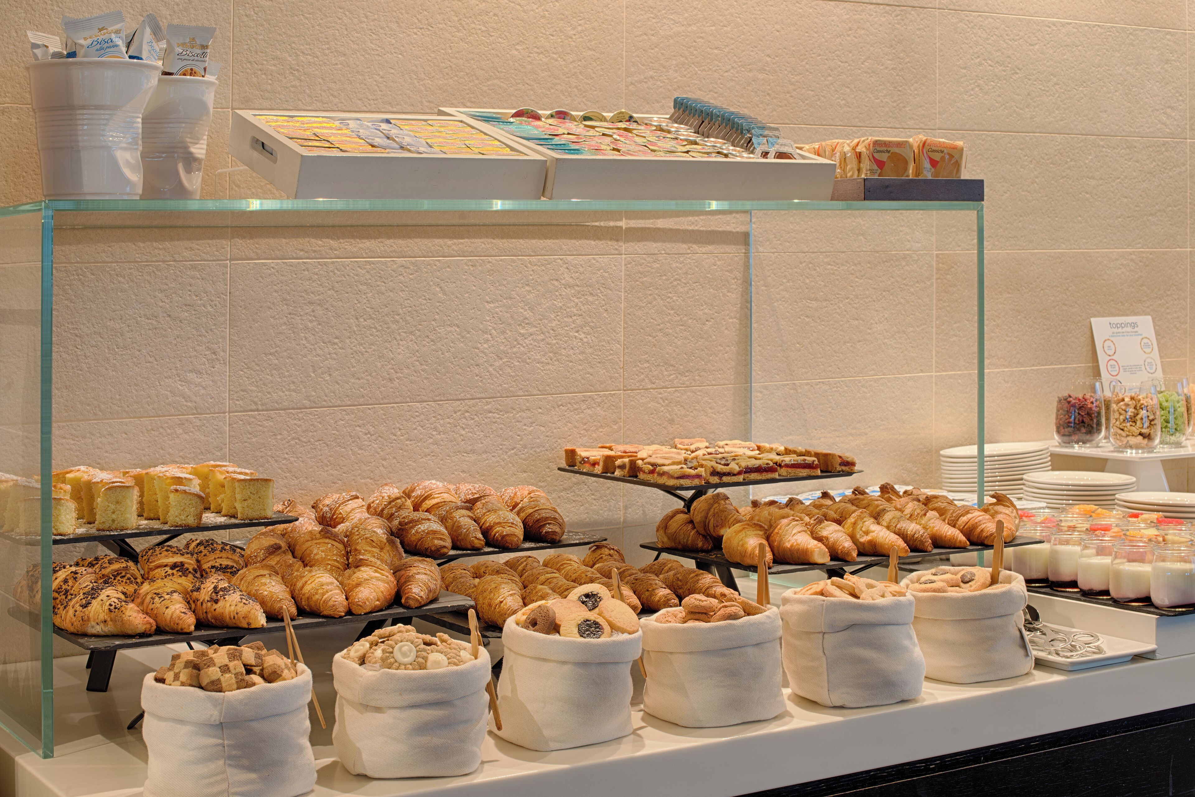 daily buffet breakfast (eur 18 per person)