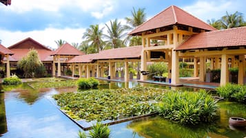 Ngoại thất
