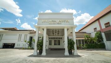 Entrada de la propiedad