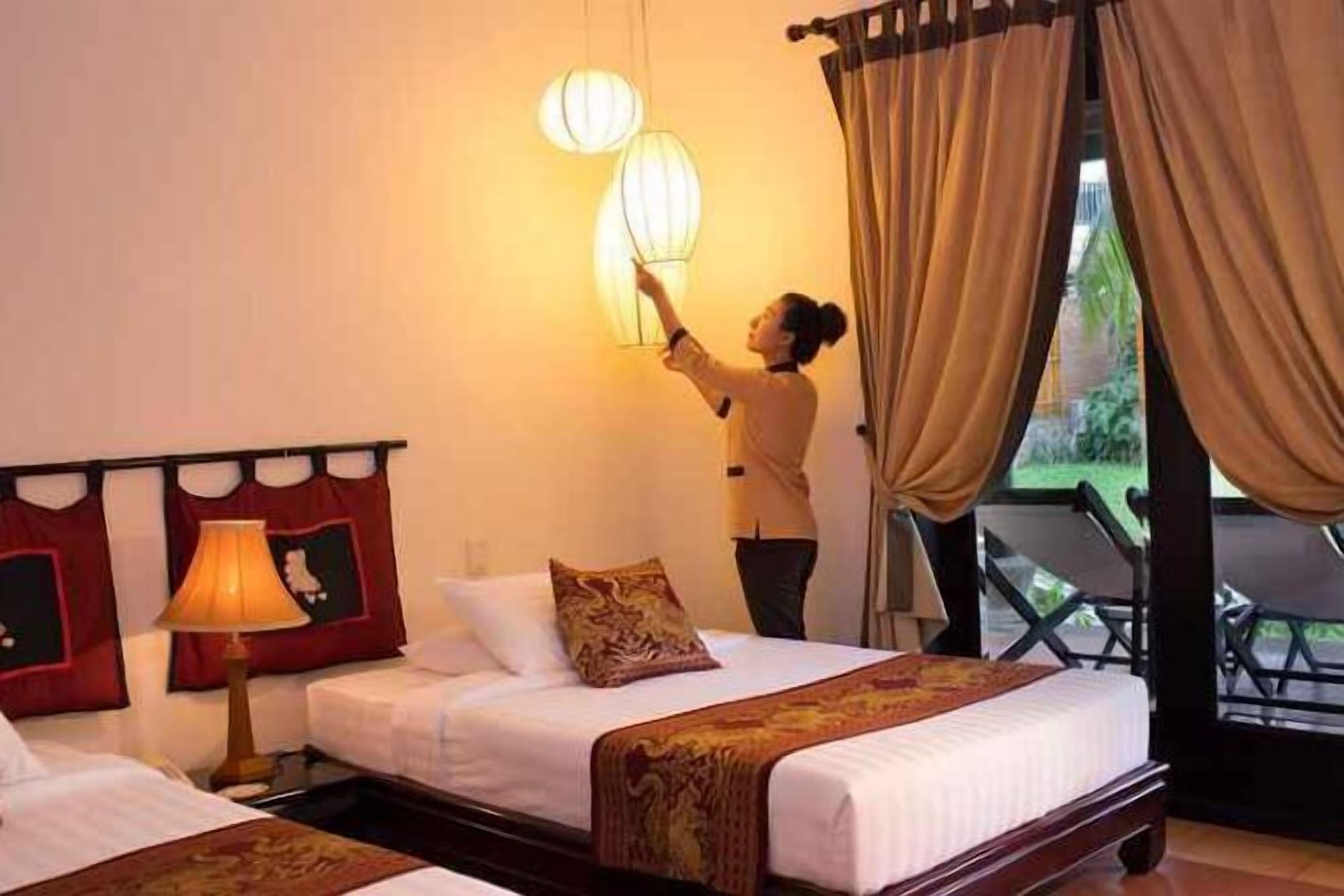 Minibar, in-room safe, desk, blackout curtains