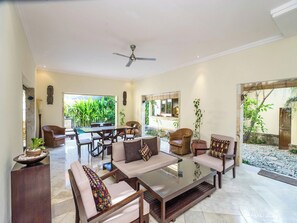 Living room - Villa Diana Bali (Legian)