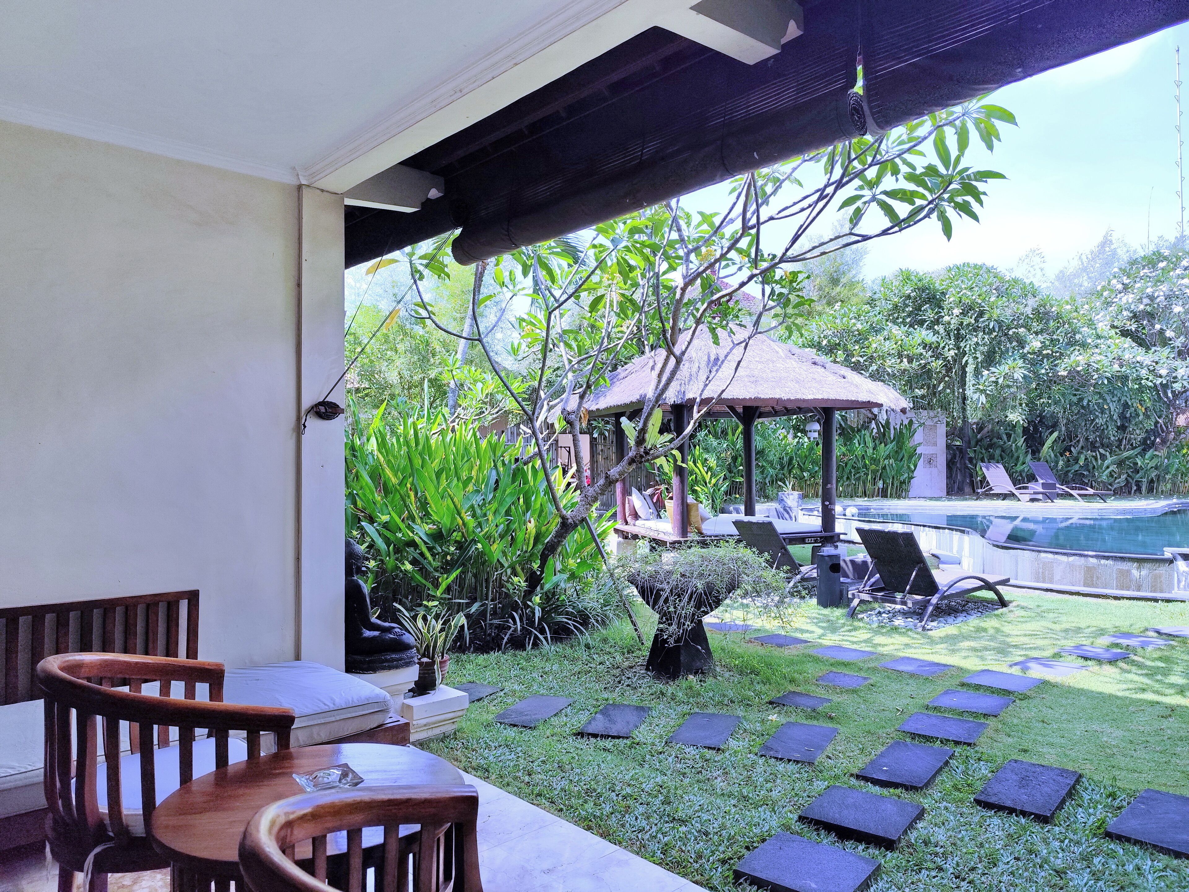 Vila Deluks, beberapa kamar, pemandangan kolam renang, area taman | Teras/patio
