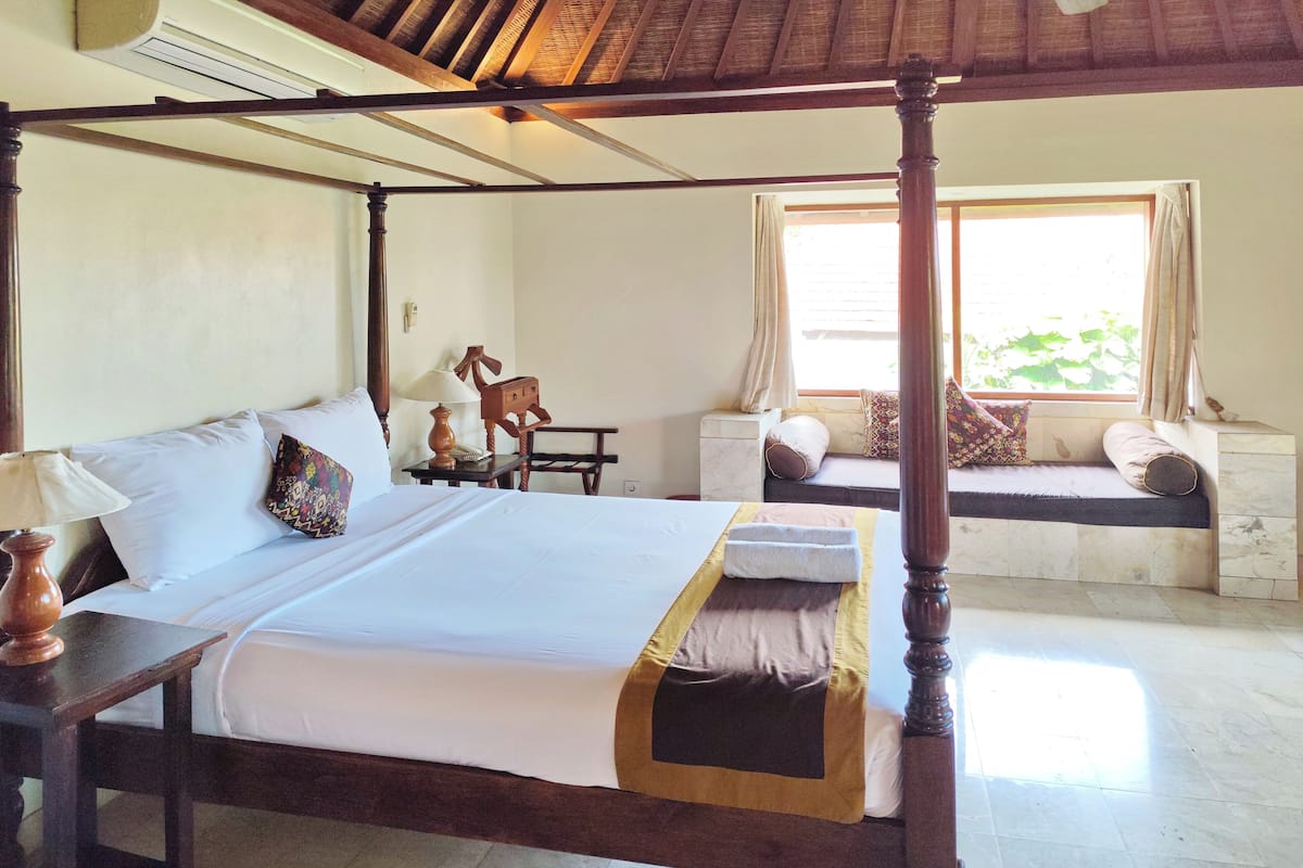 Suite Room | Premium bedding, minibar, in-room safe, individually decorated