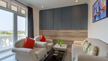 Suite Room | Quang cảnh ban công