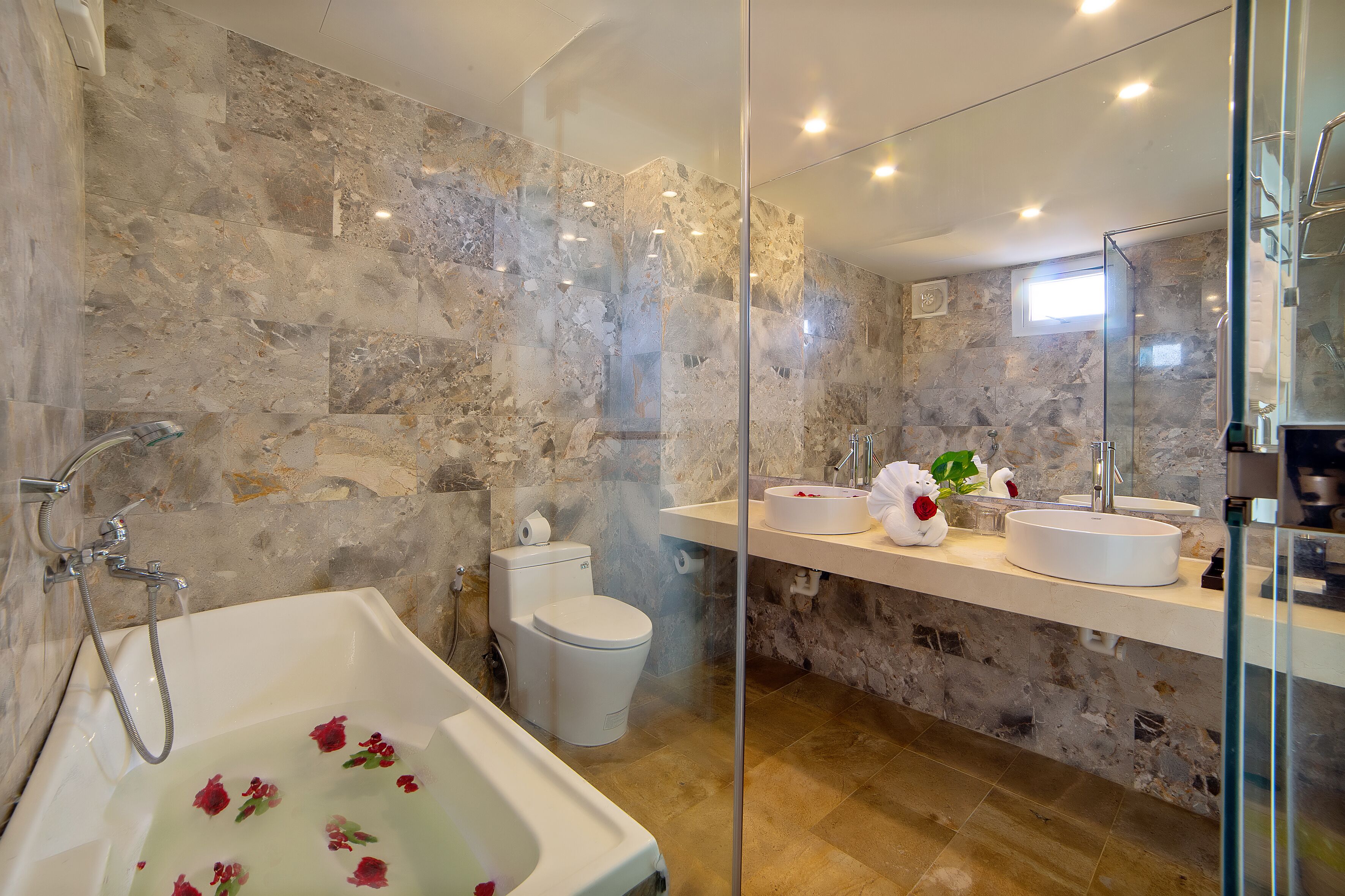 Photo - Hoi An Aurora Riverside Hotel and Spa