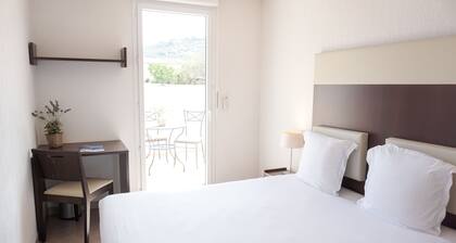 Comfort Aparthotel Six-Fours