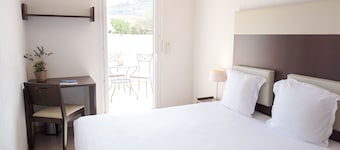 Comfort Aparthotel Six-Fours