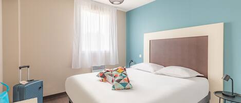 2 bedrooms, desk, iron/ironing board, free WiFi