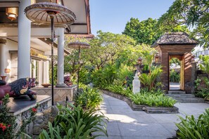 Interior entrance - Kuta Seaview Beach Resort    (Kuta)