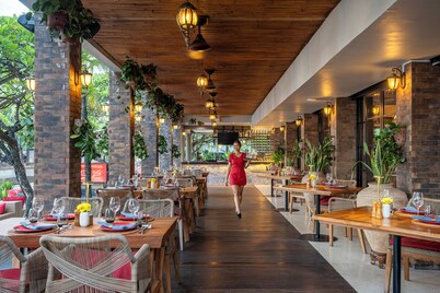 Kuta Seaview Beach Resort   