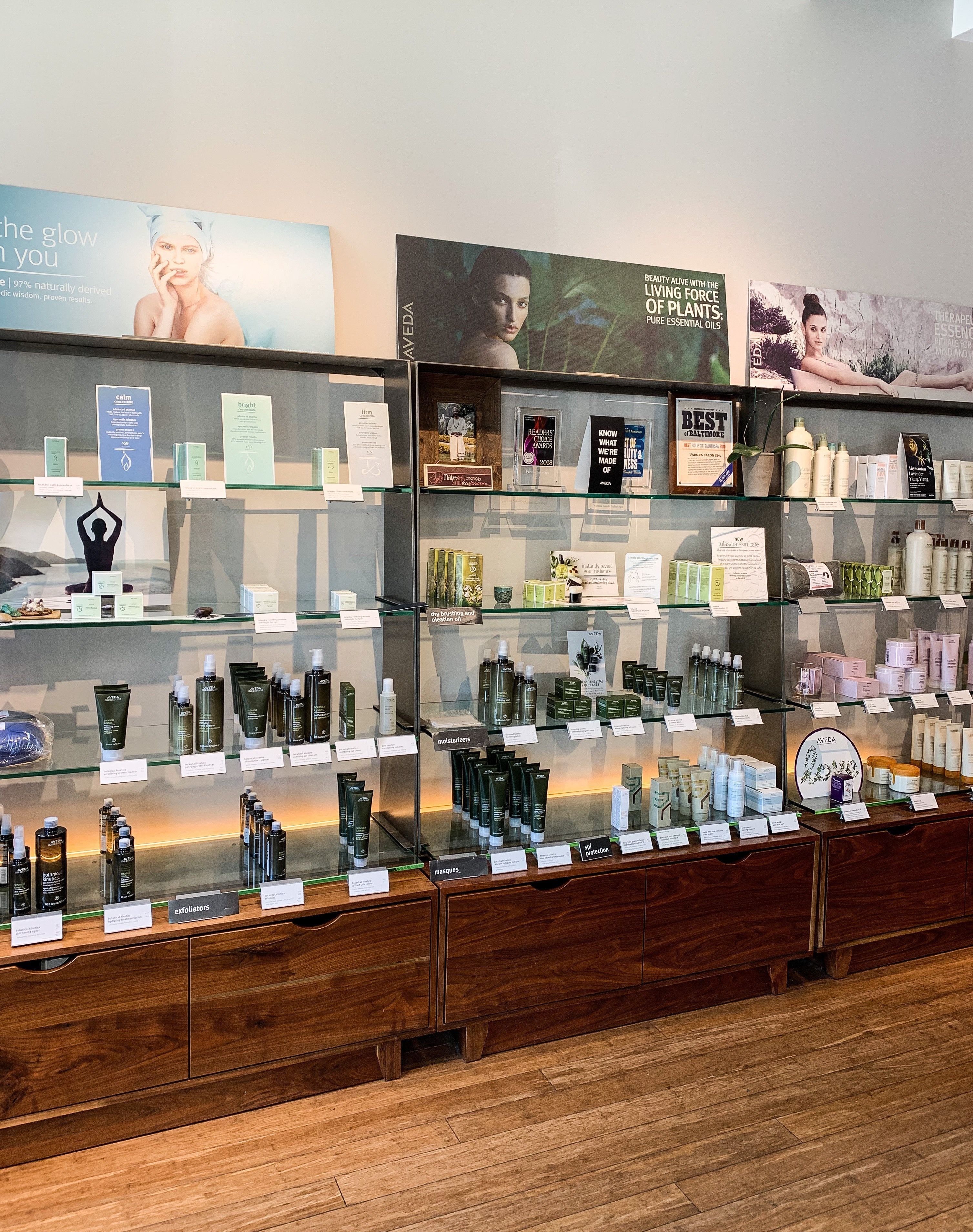 couples treatment room(s), body treatments, aromatherapy, facials