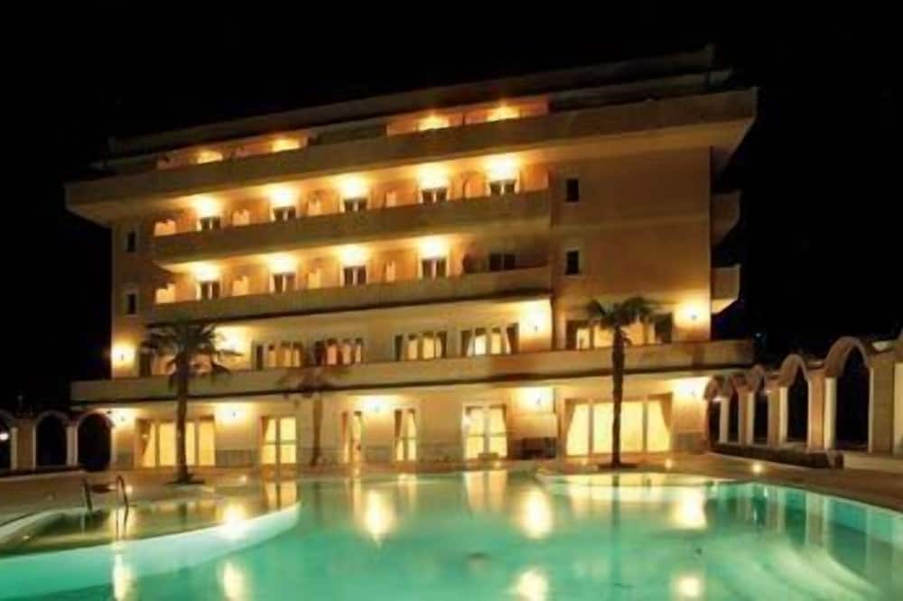 Grand Hotel Osman