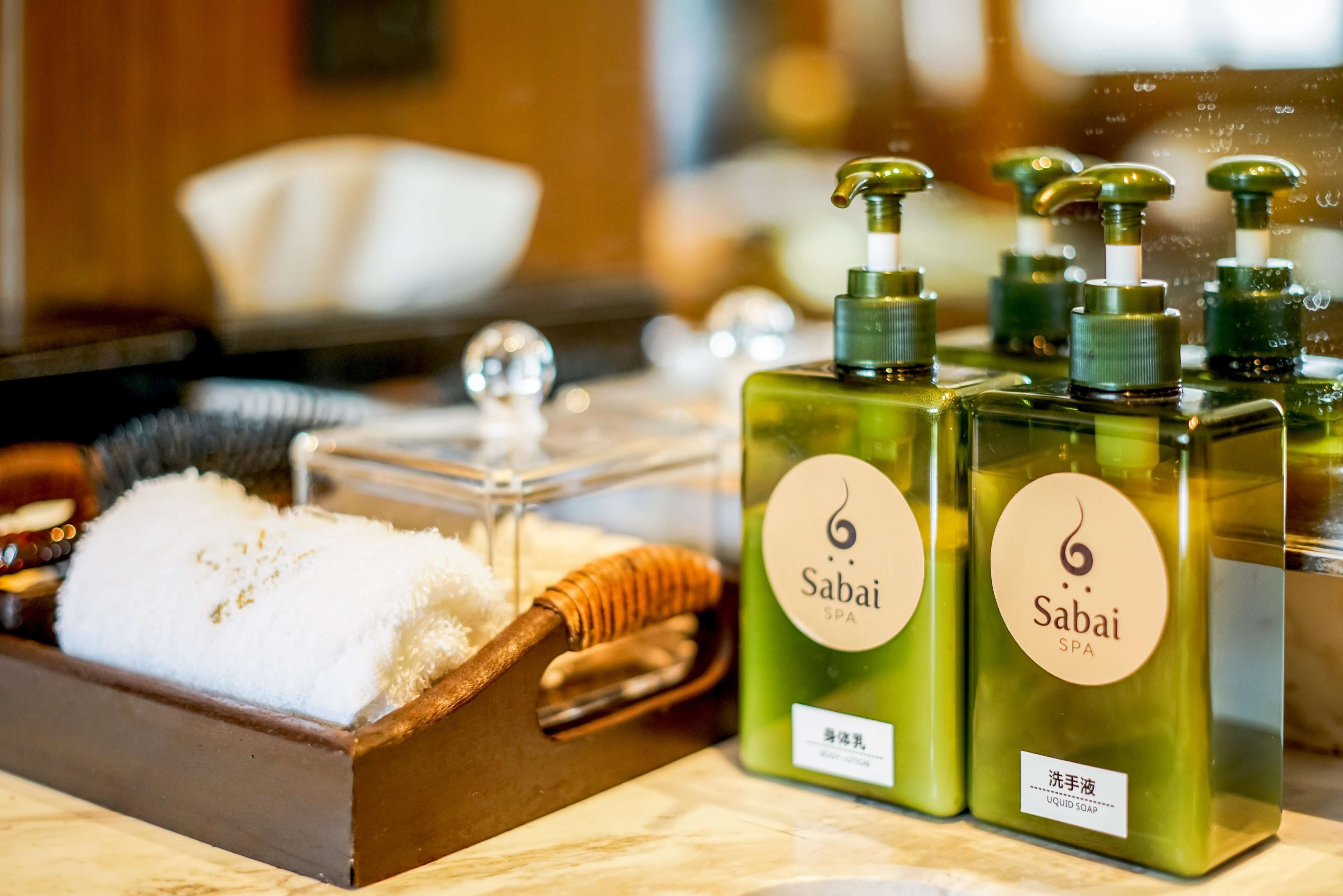 couples treatment room(s), body treatments