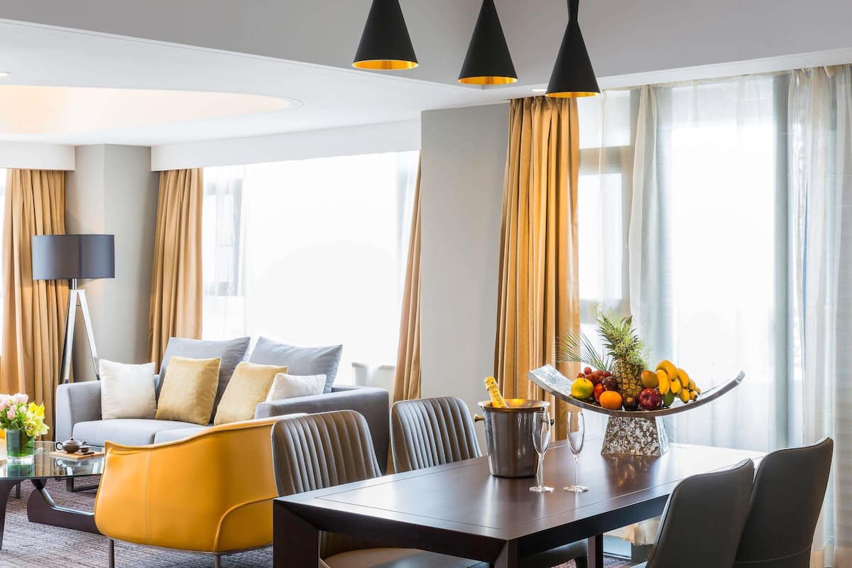Suite, 2 Bedrooms | Premium bedding, minibar, in-room safe, individually decorated