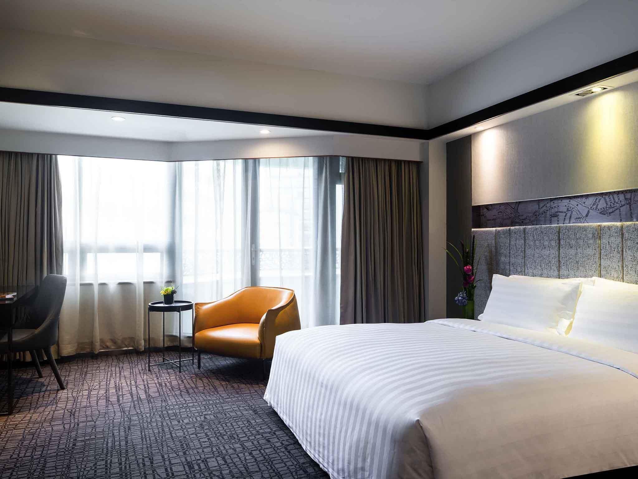 Executive Room, 1 King Bed, City View, Executive Level | Premium bedding, minibar, in-room safe, desk