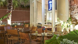 Restaurant - Etoile Hotels Jardins (São Paulo)