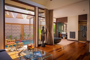 Colonial Suite Pool | Vue de la chambre