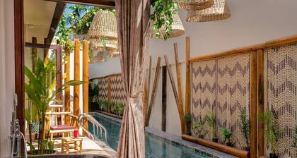 Heritage Suites Hotel