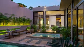 The Residence | Garden view