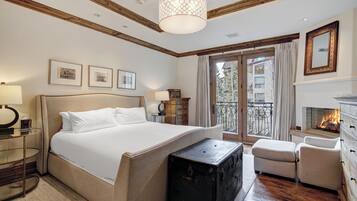 Room, 2 Bedrooms (Residence) | Premium bedding, in-room safe, desk, laptop workspace