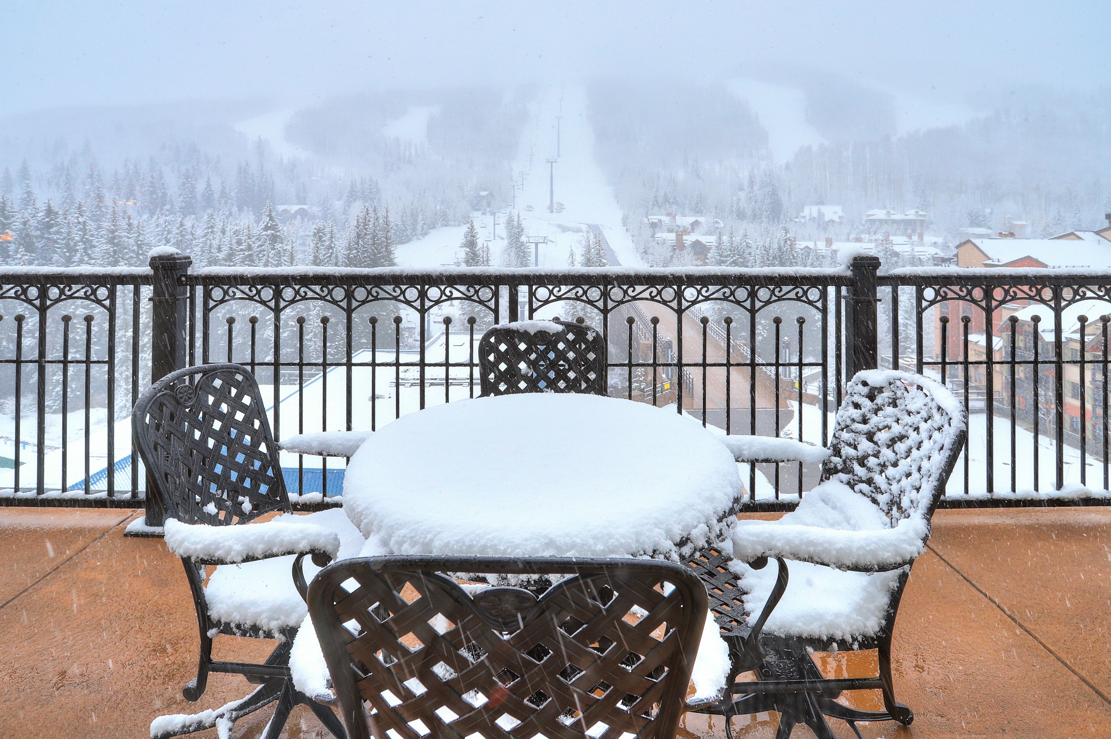 Room, 3 Bedrooms, Mountain View (Residence) | Balcony view