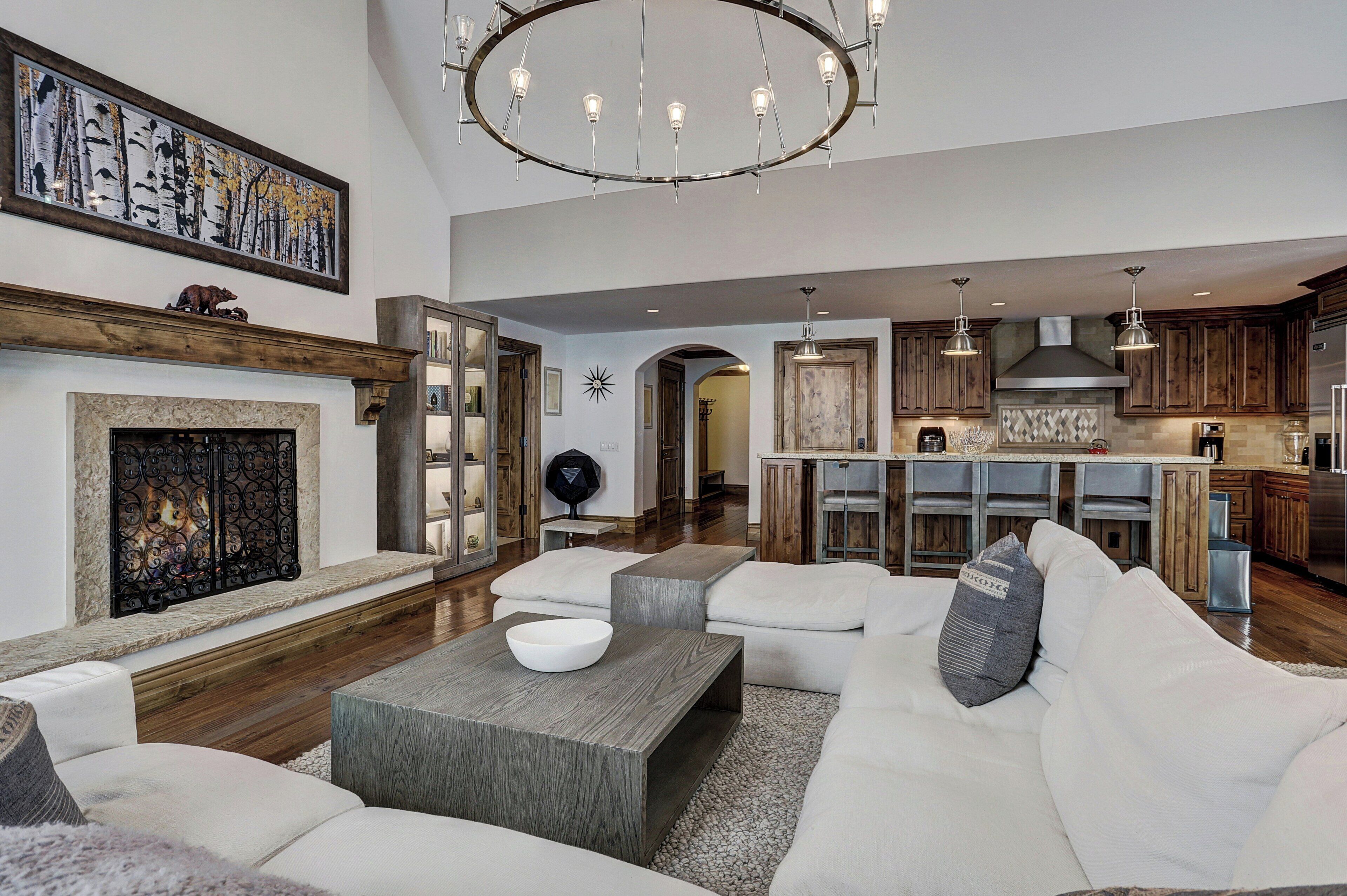 Room, 2 Bedrooms, Mountain View (Residence) | Living area | 42-inch flat-screen TV with satellite channels, TV, fireplace