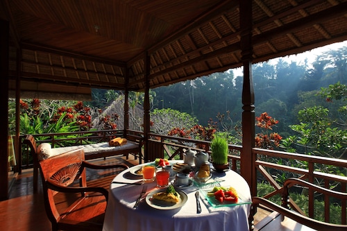 Santi Mandala Villa & Spa