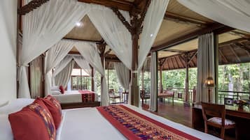 Family Villa, Garden View | In-room safe, desk, free cots/infant beds, rollaway beds