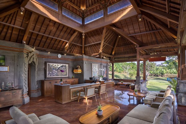 Lobby - Santi Mandala Villa & Spa (Sukawati)