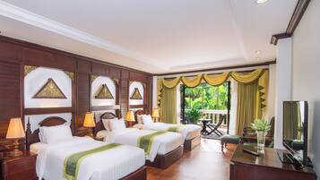 Hypo-allergenic bedding, down duvets, minibar, in-room safe