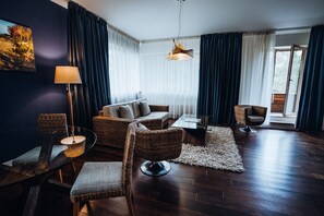 Grand Apartment with SPA access