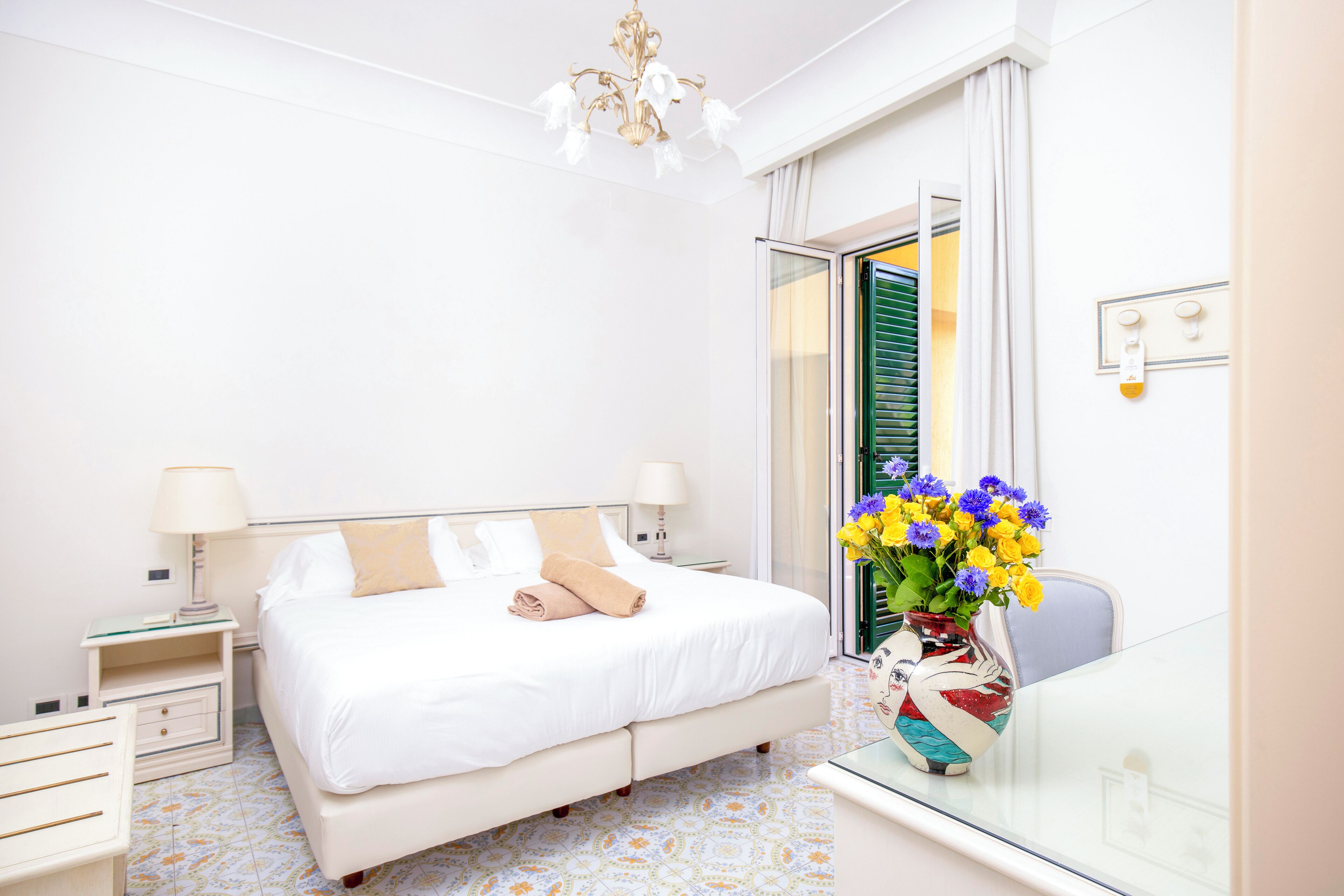 comfort double room | minibar, in-room safe, desk, free wifi