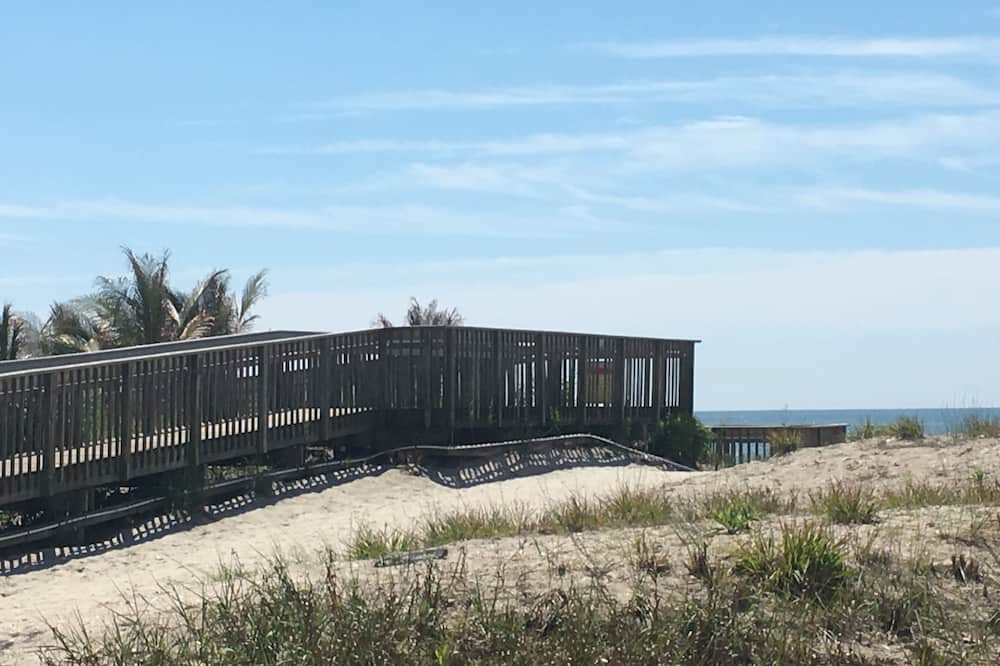 Eldorado Atlantic City Beach Block