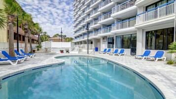 Indoor pool, outdoor pool