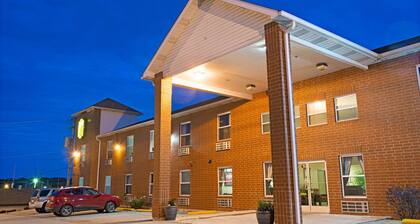 Super 8 by Wyndham St. Louis Airport