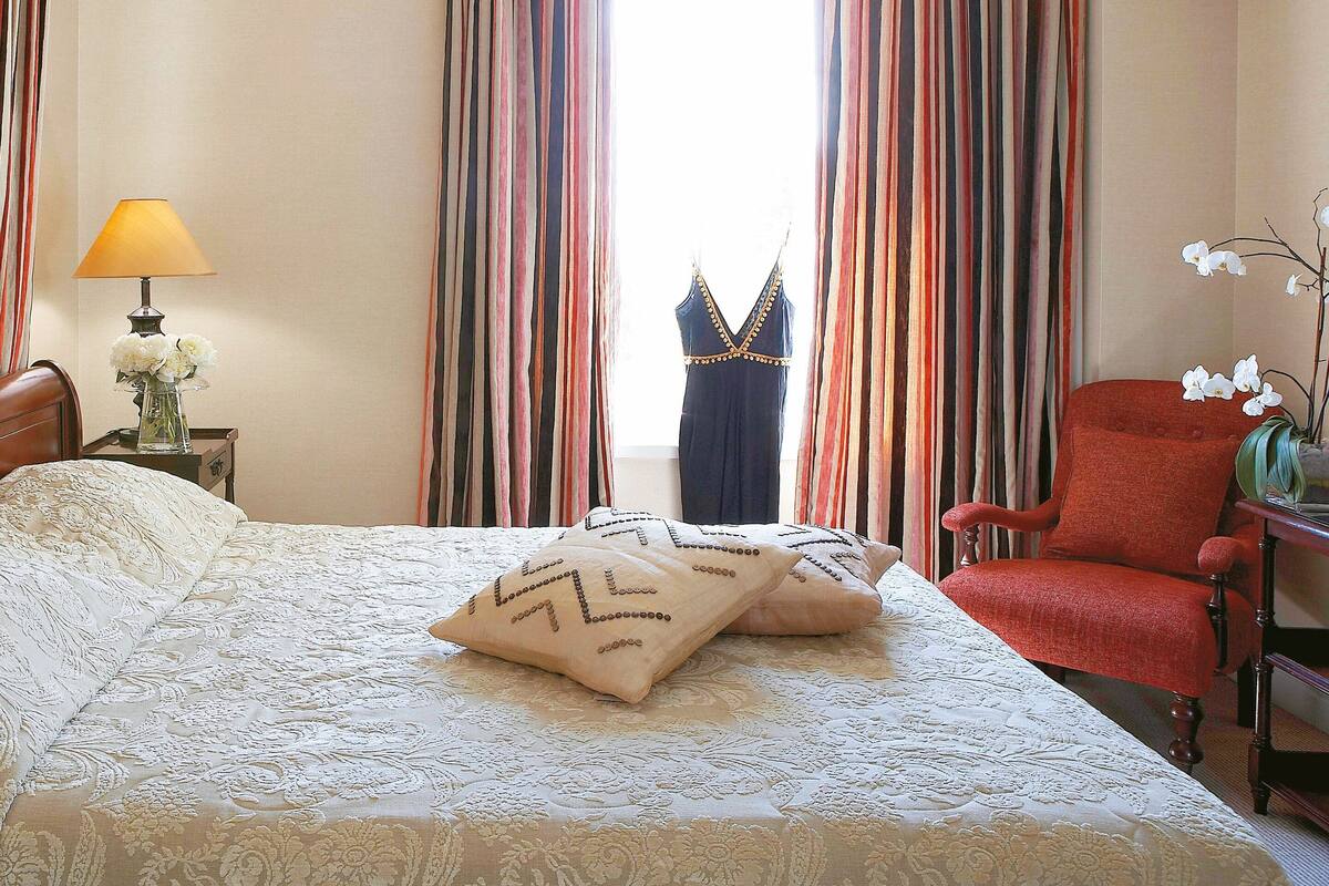 Minibar, in-room safe, blackout curtains, soundproofing