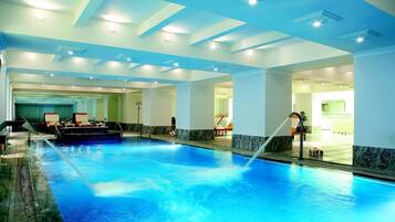Bain à remous intérieur