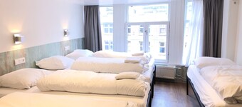 Hotel Damrak Inn