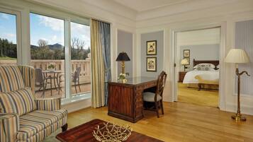 Suite, 1 Bedroom, Mountain View (Balcony)