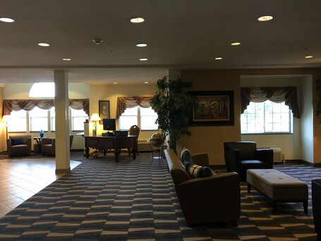 Microtel Inn Suites by Wyndham Indianapolis Airport - Image 19