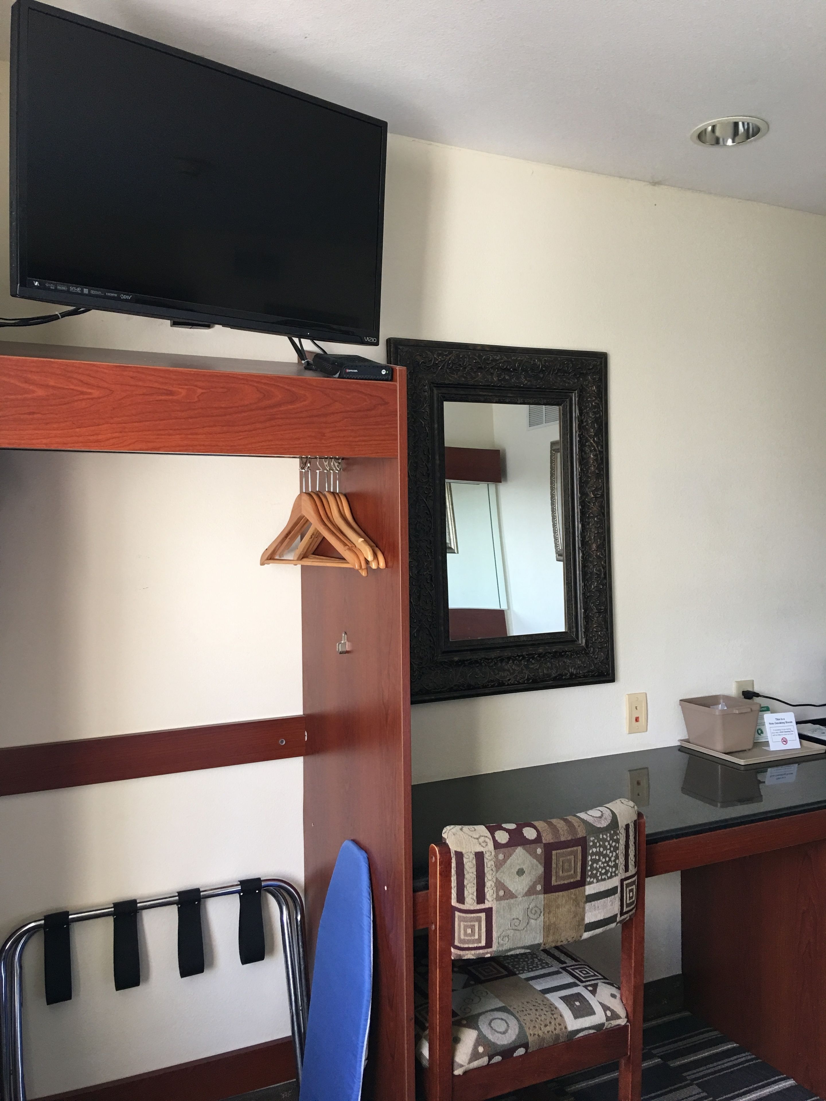 room, 1 queen bed, accessible | 1 bedroom, premium bedding, down duvets, pillow-top beds