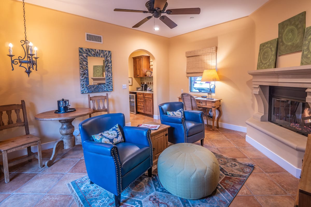 Luxury Villa, 1 King Bed | Living room | 40-inch Smart TV with digital channels, fireplace, streaming services