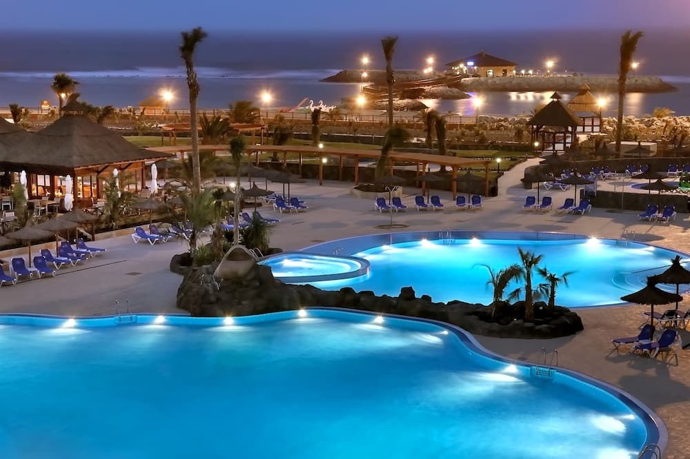 Elba Carlota Beach & Golf Resort