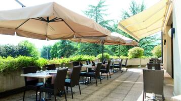 Breakfast, lunch, dinner served; French cuisine, garden views