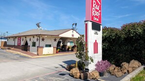 Exterior - Red Roof Inn Arlington - Entertainment District (Arlington)