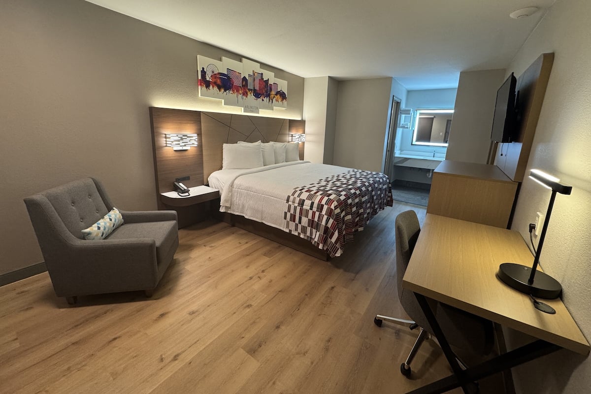 Bureau, espace de travail pour ordinateur portable, rideaux occultants