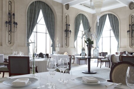 Shangri La, Qaryat Al Beri, Abu Dhabi - Image 54