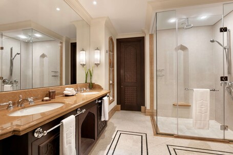 Shangri La, Qaryat Al Beri, Abu Dhabi - Image 120