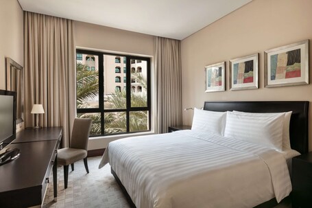 Shangri La, Qaryat Al Beri, Abu Dhabi - Image 129